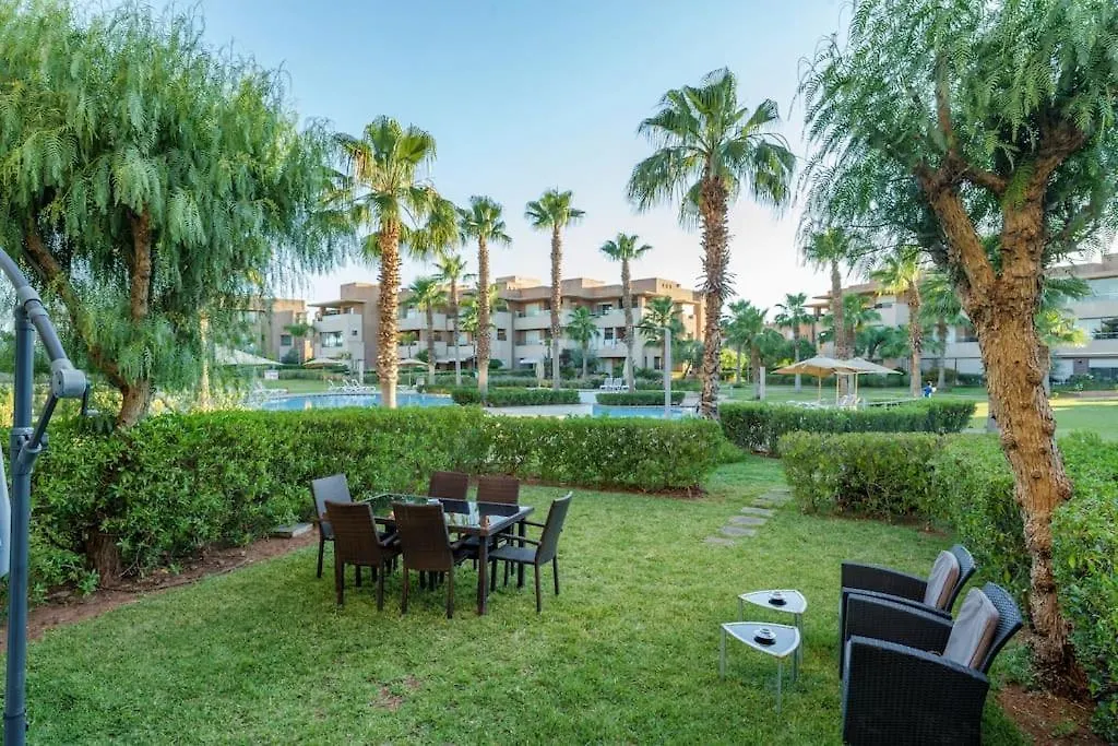 Daire Poolside Apartment'S-Green View Marakeş
